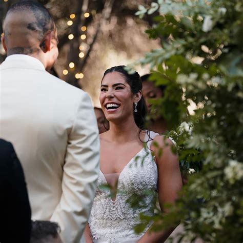 waller plum wedding|Las Vegas Star Athletes Darren Waller, Kelsey Plum Are。